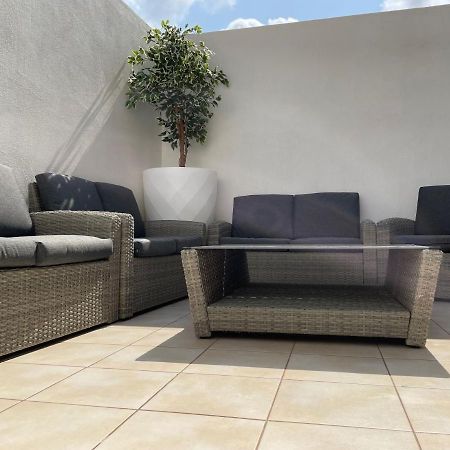 Rock Bay Apartamento Birżebbuġa Exterior foto
