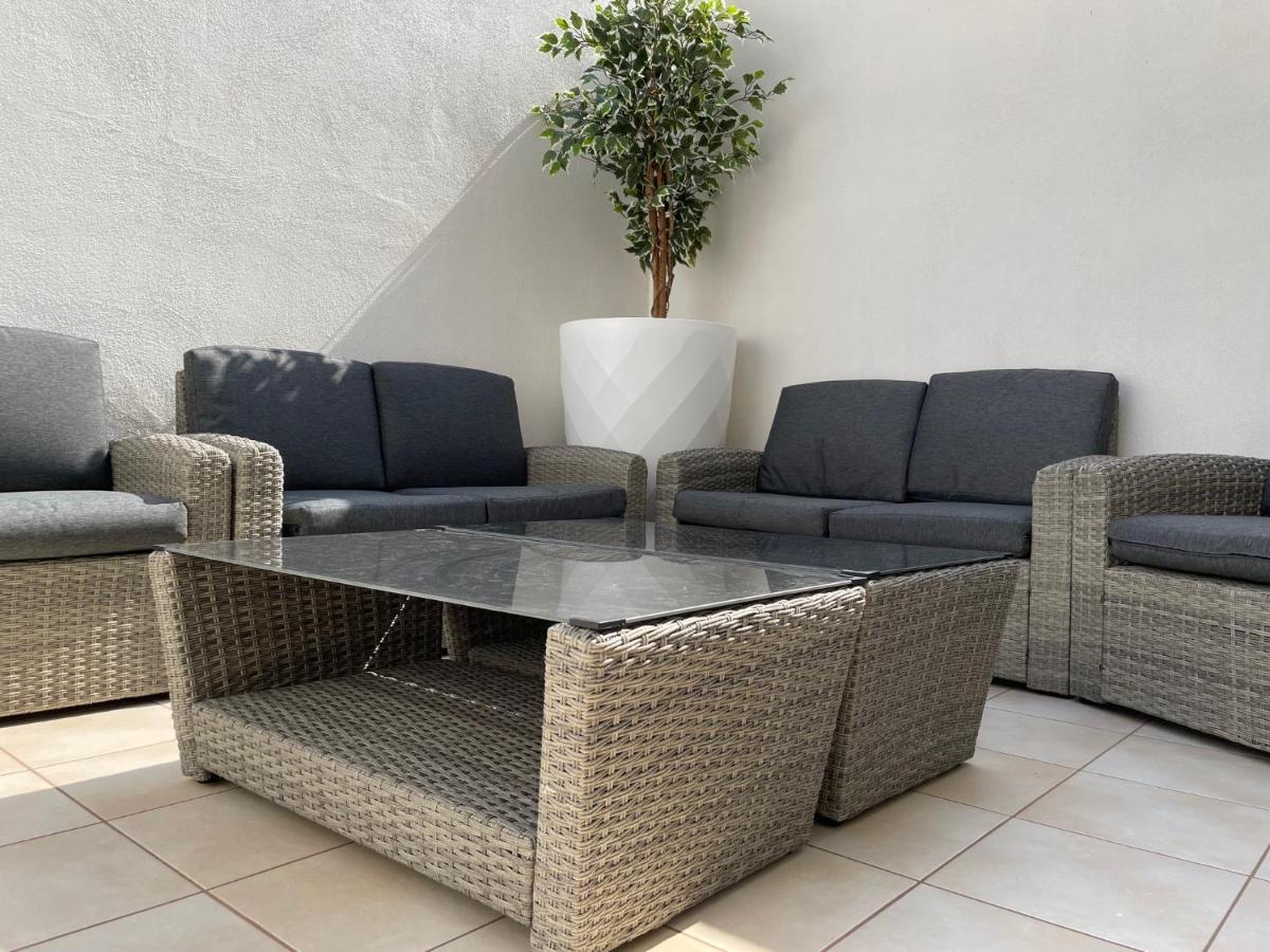 Rock Bay Apartamento Birżebbuġa Exterior foto